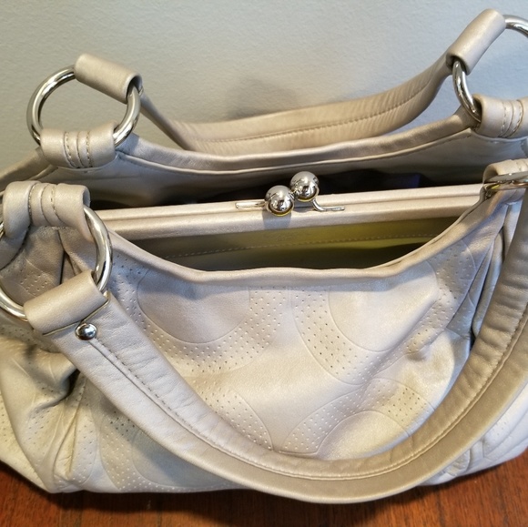 Coach Handbag - Picture 4 of 8